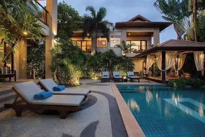Image de -22% Off! ⭐Secluded Paradise: Relaxation Villa \/2⭐