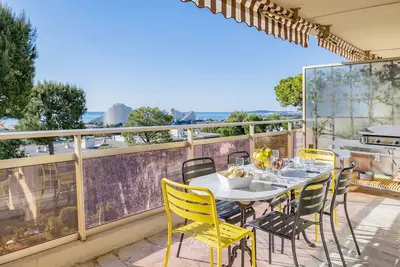 Image de Magnifique 3p terrasse vue Mer 2 ch clim parking garage piscine tennis plancha wifi
