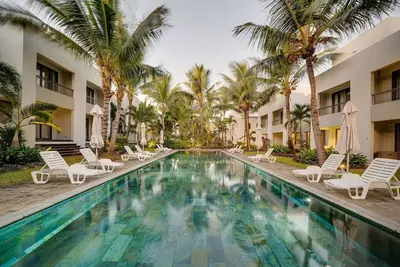Image de Triplex à 100m de la Plage, Gym & Piscine
