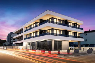 New Modern Apartment || 50m from Sandy Beach