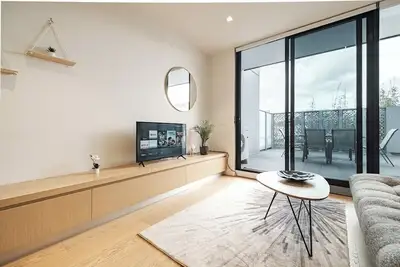 Image de Welcome to your peaceful apartment in Richmond
