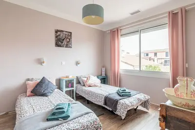 Image de Celadon Beach - Appartement de 90m2 Avec Terrasse et Parking à 400m de la Plage
