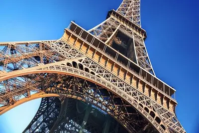 Image de Your True Parisian Escape: 2-Bedroom With Iconic Eiffel Tower View!