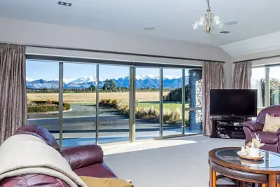 Image de Bicton House | Mt Hutt Views