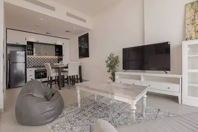 Image de Cosy 2 Bed Apt opposite Dubai Hills Mall