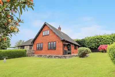 Image de Pondarosa, pet friendly, with hot tub in Newbridge-On-Wye