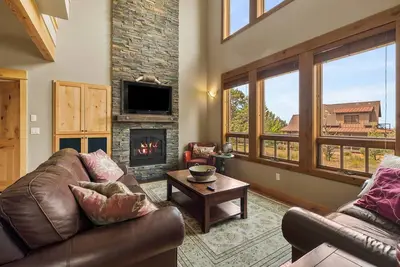 Image de Brasada Ranch Cabin, Queen Suite, Bunk Room, Private Decks, Patio, Resort Amenit
