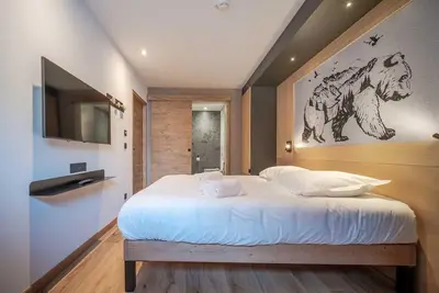Image de Wifi, centre station, piscine, sauna, hammam, balcon, télévision, casier à ski, 97m², Tignes