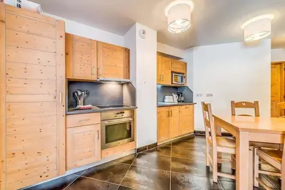Image de Wifi, 2ème étage, terrasse, télévision, casier à ski, 59m², Tignes