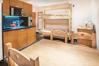 Image de Wifi, 1er étage, vue montagne, télévision, casier à ski, 20m², Tignes