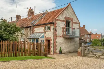 Image de 4 Malthouse Cottages - Thornham Norfolk, Pet Friendly, Ev Charger