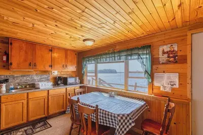 Image de Cabin on the Lake - 4-Beds - Wisconsin Northwoods - Pets Ok - Open for Winter