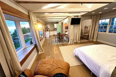 Image de Hilltop 360° ocean to mountain view, pool, spa, orchard, lush gardens Sanctuary