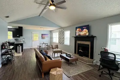 Image de Modern 5-star Cosy 3 Bdr House.
