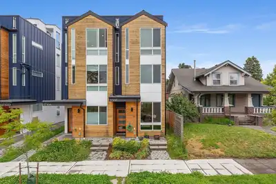 Image de Stylish Townhouse Near Seattle Attractions with Ev Charger