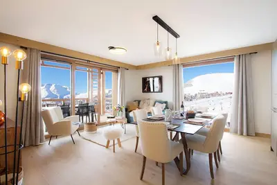 Image de Ski aux pieds! Superbe T3 + cabine & balcon