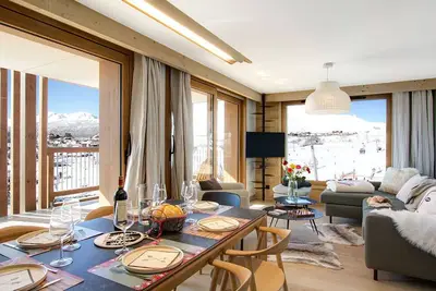 Image de Ski aux pieds + piscine & sauna | T3 + cabine