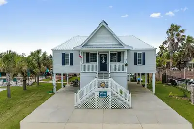 Image de Welcome to the View - Waterfront! Pool! Putt Putt!