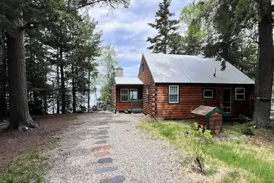 Image de Moosehead Lakefront Serenity (Waterfront on Moosehead Lake)