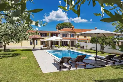 Image de Villa Ancora With Private Pool, Pula - MarÄŤana, Croatia