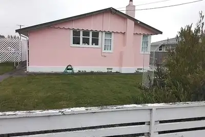 Image de Retro cottage 40 Minutes to nearest beach \n