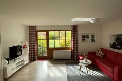 Image de 11-2 - Moderne Ferienwohnung fĂĽr 4 Personen mit Terrasse - Ferienwohnungen im Feriendorf Reichenbach