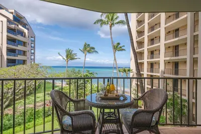 Image de Mesmerizing sunset views from your private lanai