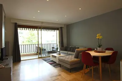 Image de Appartement moderne et climatisé de 90m2 à 200 mètres de la Croisette