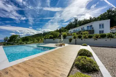 Image de New in 2024 Villa Lina
