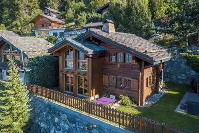Image de Charmant Chalet de 140m2 Avec vue Magnifique à Proximité du Centre de la Station