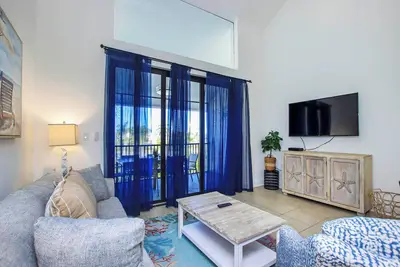 Image de Captiva Island Escape: Updated Condo with Pool, Steps to Beaches