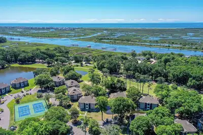 Image de 19th Hole At The Beach