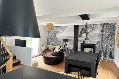 Image de Maison Entièrement Rénovée Avec Billard en Plein Cœur du Légué et à 5 min Plage