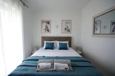 Image de Appartement de vacances Jadranovo pour 1 - 5 personnes avec 3 chambres à coucher - Appartement de va