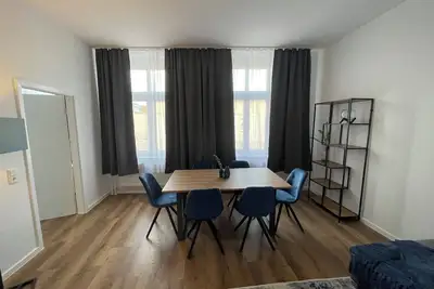 Image de Ls10 Große, Helle, Voll Ausgestattete Wohnung in der Innenstadt