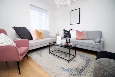Image de 5 Bedroom Apartment | Near City Centre