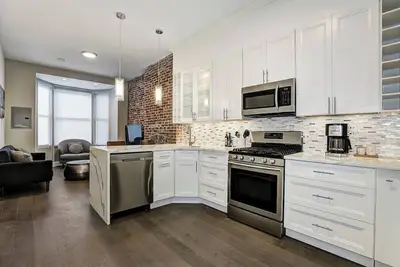Image de Renovated Luxury 1 Bedroom, <15 min. to Manhattan