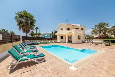 Image de Villa Sarah - Charming Ayia Thekla Getaway