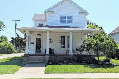 Image de 4-Bedroom Home /Port Clinton. Close to restaurants/shopping, Jet Express, beach.