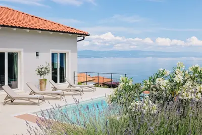 Image de Astonishing Medveja Villa | 4 Bedrooms | Villa Medveja Retreat | Panoramic Views of Kvarner Bay & Private Pool | Medveja