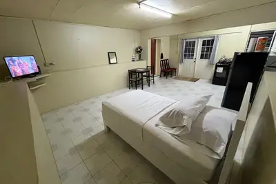 Image de Old Town Studio w\/Separate Affiliated Pool House