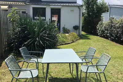 Image de Pretty House, Jolie Maison Avec Jardin, Ă 2 min en Voiture de la Plage