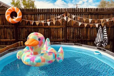 Image de Pool / Outdoor Movie Theater / Game Room / 15 mins to Downtown Denver