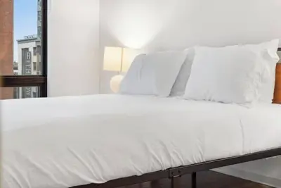 Image de Amazing 2 Bedroom 2 Bathroom