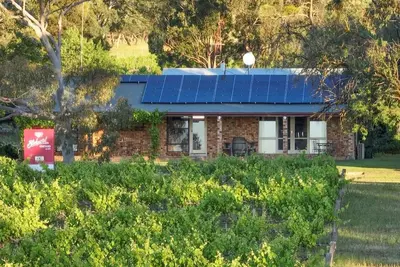 Image de Three bedroom Vineyard View Villa @ Blickinstal