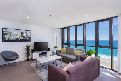 Image de Front Ocean Facing 1-bedroom Apartment