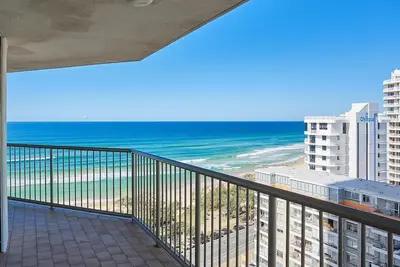 Image de Tw0 bedroom Sea viewandbeach side Apartment Surfers