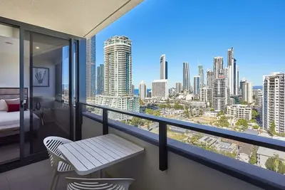Image de 1Bedroom Apartment river view in Central surfers