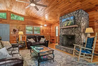 Image de Dogwood Cabin w\/ Dock!