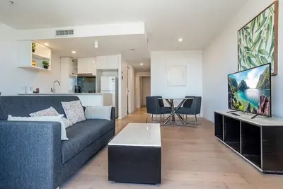 Image de Center Located 2 bedroom Apartment South Brisbane